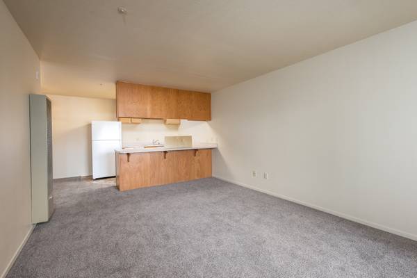 1BR/1BA Apartment · Rohnert Park photo 2