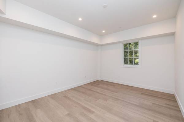 1BR/1BA Apartment on Pine · San Francisco photo 5