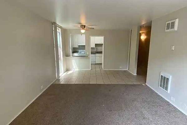 373 Staten Ave photo 3