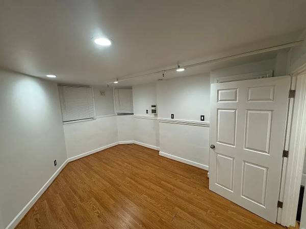 Apartments on Maddux Ave · San Francisco photo 3