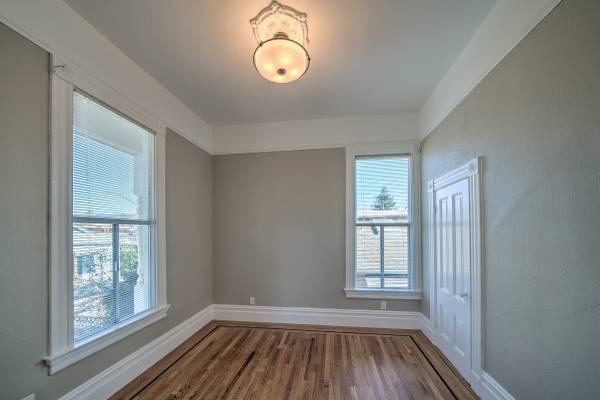 1021 62nd St, Emeryville (Duplex) photo 4