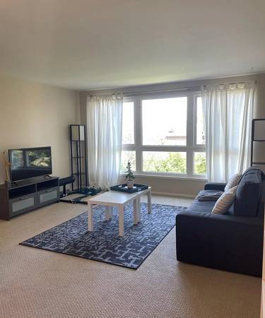2BR/1BA Apartment on Warring St · Berkeley