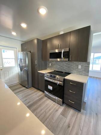 Beautifully Updated 3-Bedroom Townhome in West San Jose photo 3