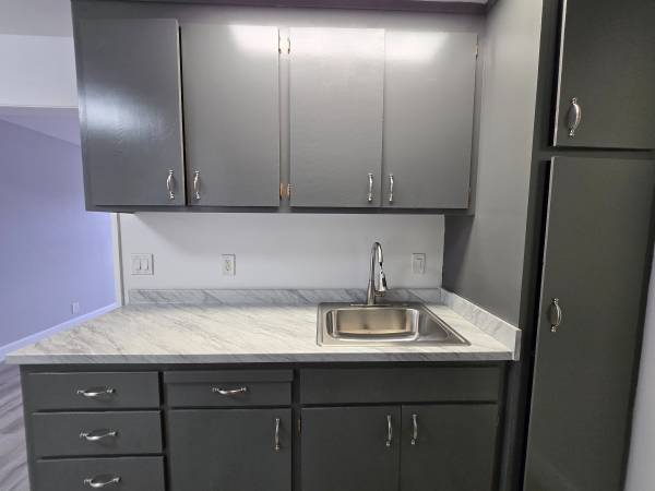 80 Castro Street, San Leandro, CA 94577 photo 4