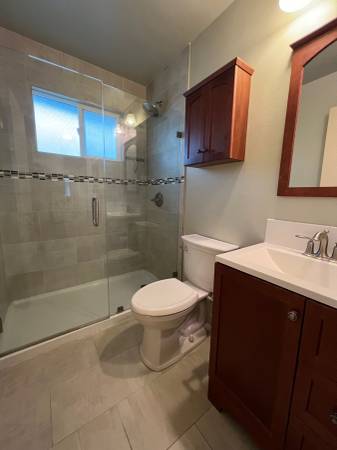 Apartments on 42nd Ave Unit 4 · Capitola photo 3