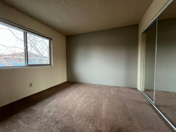 Apartments on 42nd Ave Unit 4 · Capitola photo 4