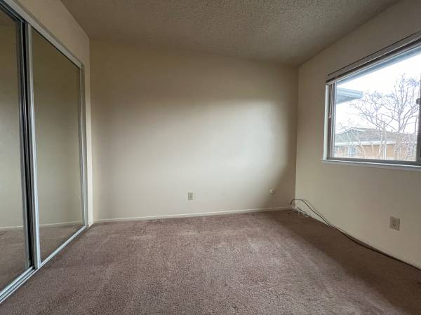Apartments on 42nd Ave Unit 4 · Capitola photo 2