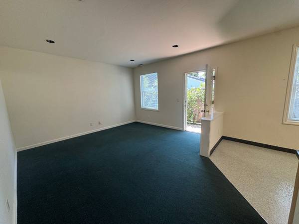 2527 Piedmont Avenue, Berkeley, CA 94704 photo 2