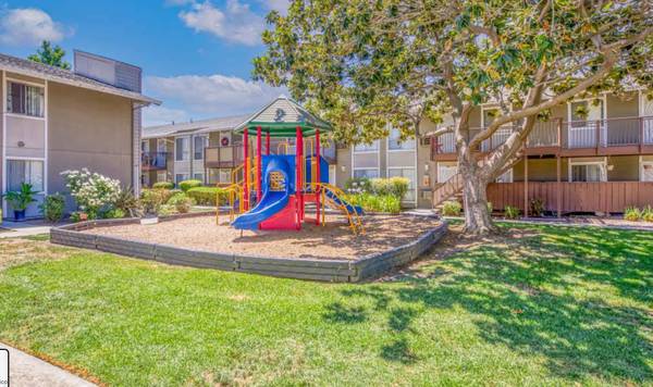 Orchard Glen photo 4