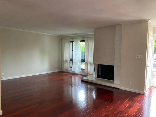4BR/3BA Apartment on Catalina Ave · Alameda photo 4