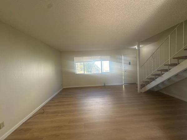 1650 159th Ave San Leandro, CA 94578 photo 4