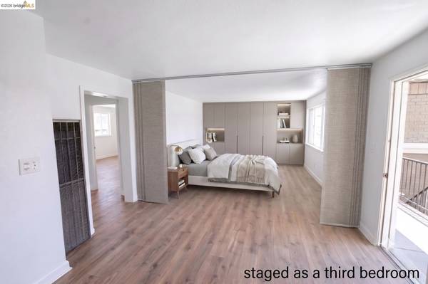 2BR/1BA Apartment on Hearst Ave · Berkeley photo 5