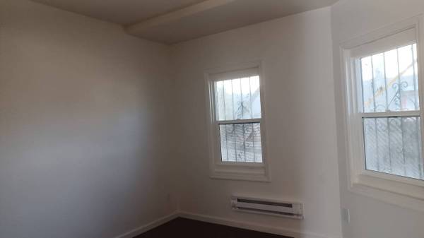 2BR/1BA Apartment on Sacramento · Vallejo photo 2