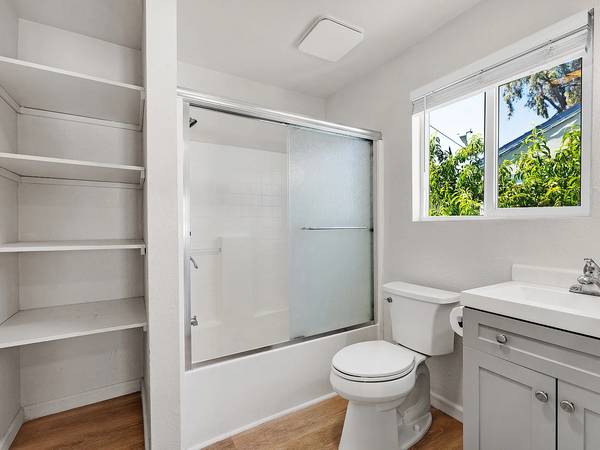1BR/1BA Apartment on Vineyard Ave · Pleasanton photo 5