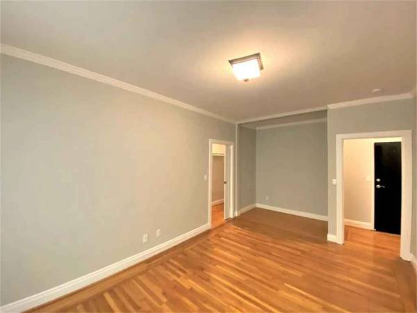 1348 Sacramento photo 5