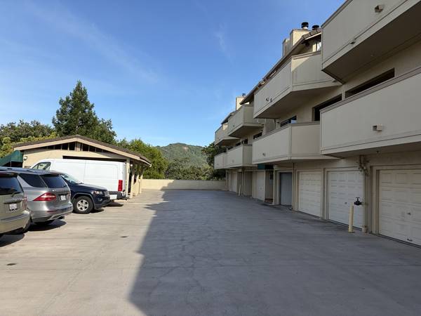 1BR/1BA Condo on Channing Way · San Rafael photo 2