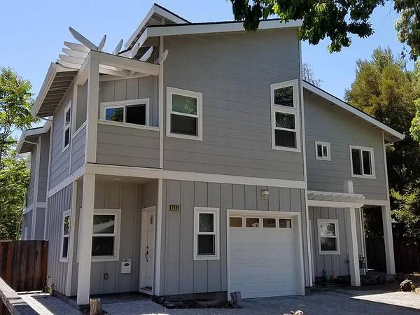 2BR/3BA Townhouse on High St · Palo Alto