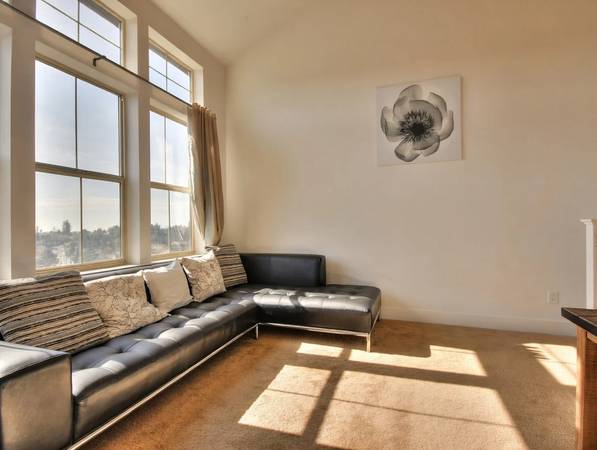6115 Old Quarry Loop, Oakland (Townhouse) photo 2