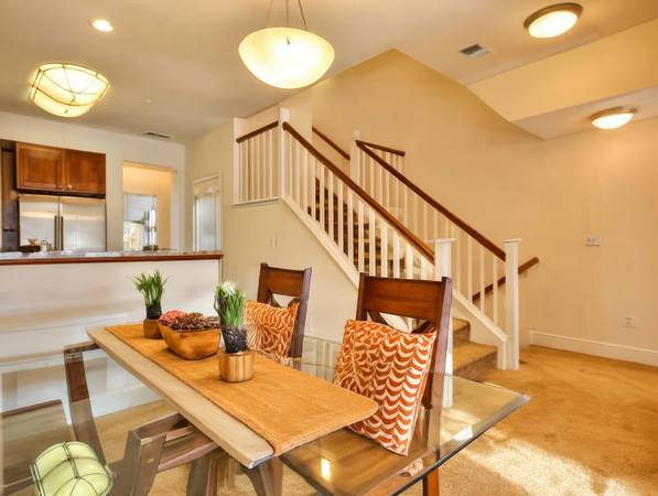 6115 Old Quarry Loop, Oakland (Townhouse) photo 3