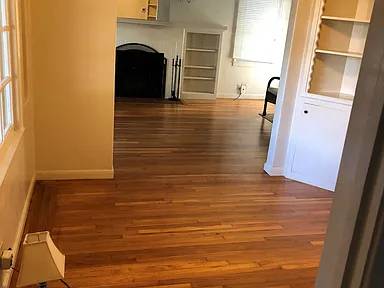 Greendale Apartments - Fully Renovated photo 2
