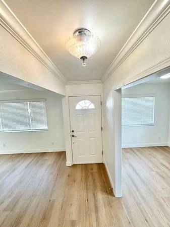 2BR/2BA Apartment on Knox St · Hayward photo 3