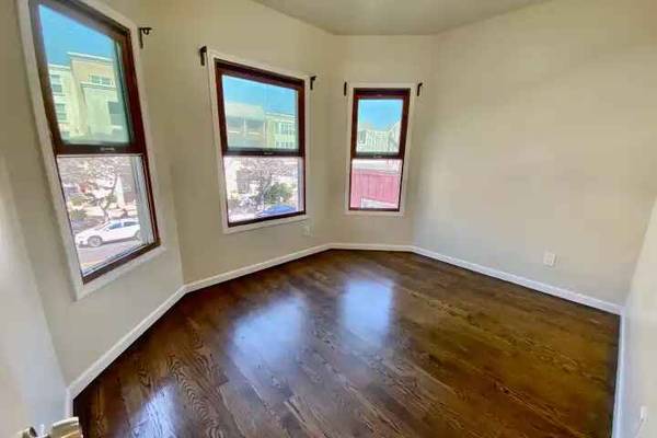 4BR/2BA Condo on Fulton St · San Francisco photo 2