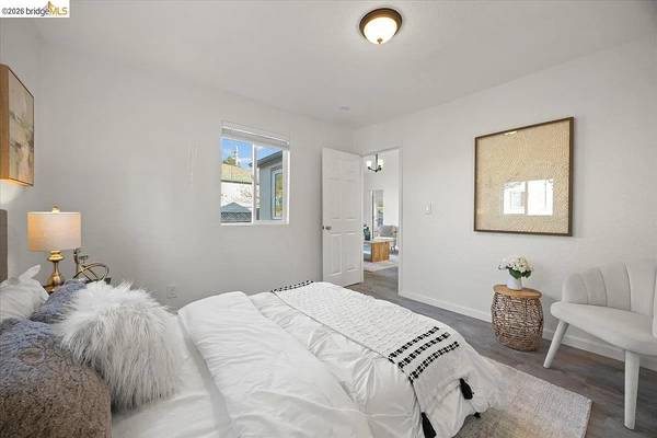 1261 61st St, Emeryville (Duplex) photo 3