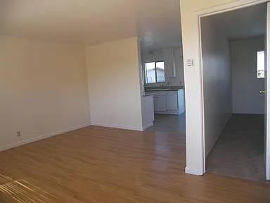 1BR/1BA Single Family House on N Camino Alto · Vallejo photo 2