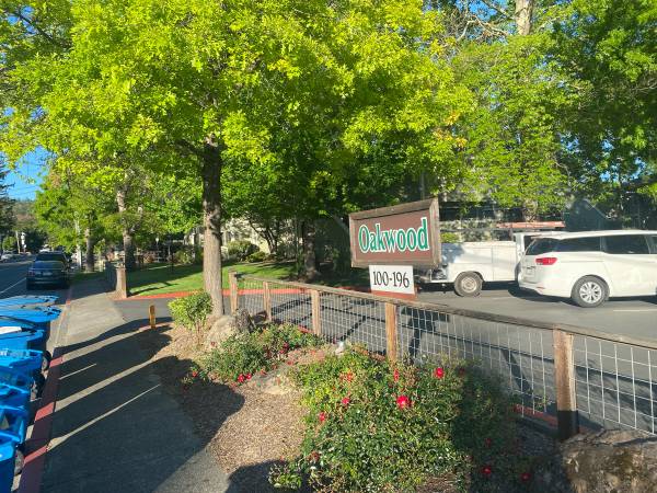 2BR/2BA Condo on West Agua Caliente Road · Boyes Hot Springs photo 4