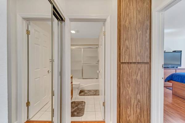 1BR/1BA Condo on Willow Ave · South San Francisco photo 4