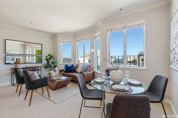 1BR/1BA Apartment on Cervantes Blvd · San Francisco photo 3