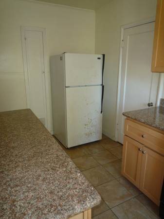 3BR/1BA Duplex · Berkeley photo 5