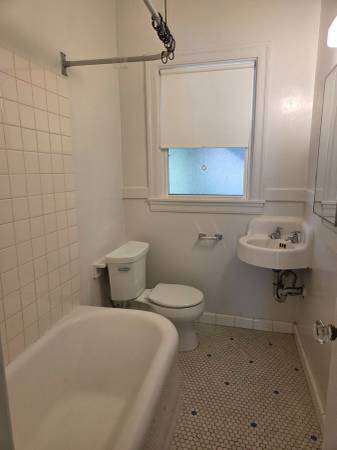 0BR/1BA Other on Derby St · Berkeley photo 4