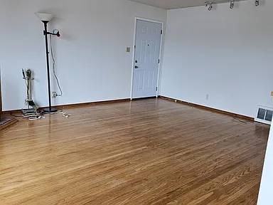 2BR/1BA Duplex on Bellevue Ave · San Francisco photo 3