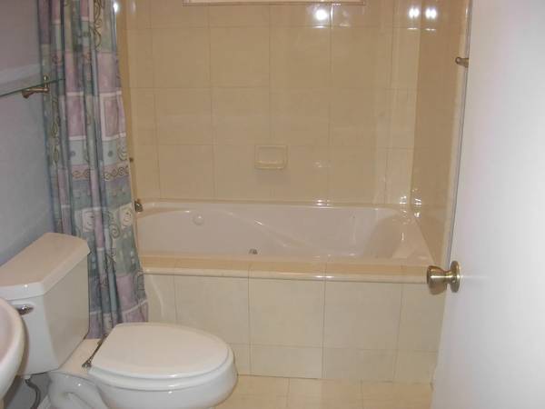 3BR/2BA Single Family House on Payne Rd · Pleasanton photo 5