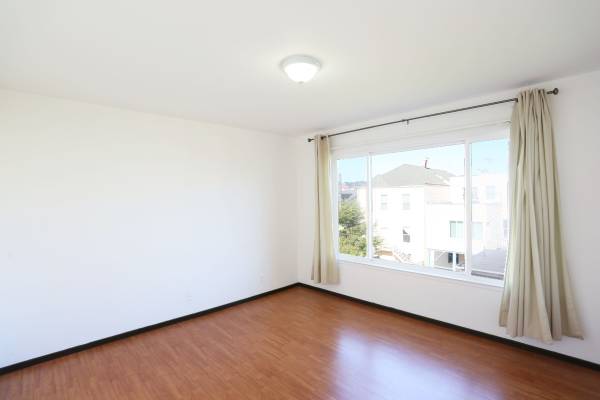 226 10th Ave San Francisco, CA 94118 photo 4
