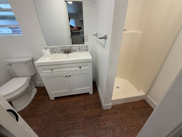 2BR/1BA Townhouse on Oak Ln · Scotts Valley photo 3