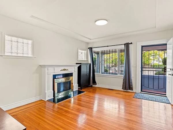 3BR/2BA Single Family House on Maple Ave · Oakland photo 4
