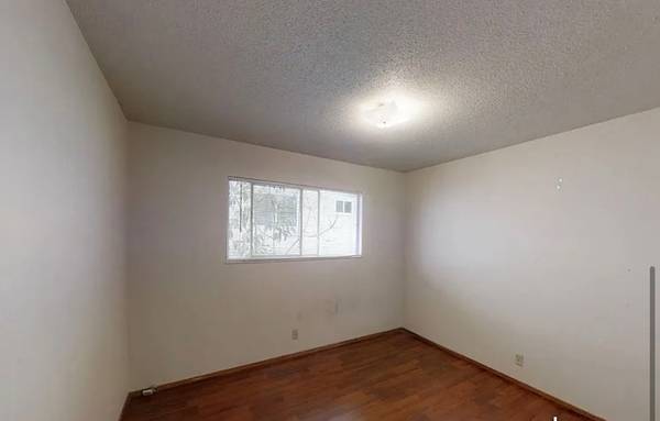 2BR/1BA Apartment on El Dorado St · Albany photo 2