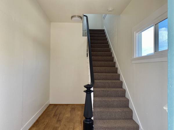 1BR/1BA Apartment on Front St. · Santa Cruz photo 3