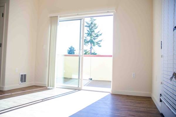 Stranda Apartments photo 3