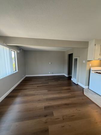 1BR/1BA Apartment on 9th Ave · Oakland photo 5