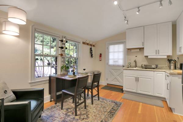 1BR/1BA Apartment · Scotts Valley photo 2
