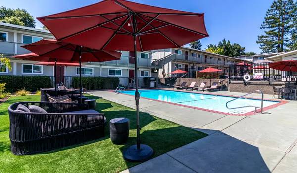 Apartments on Trinity Ave · Walnut Creek photo 2