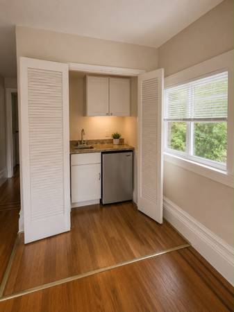 0BR/1BA Single Family House on Greenfield Court · San Anselmo photo 3