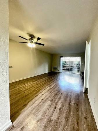 2BR/1BA Townhouse on Tahoe Ct · Walnut Creek