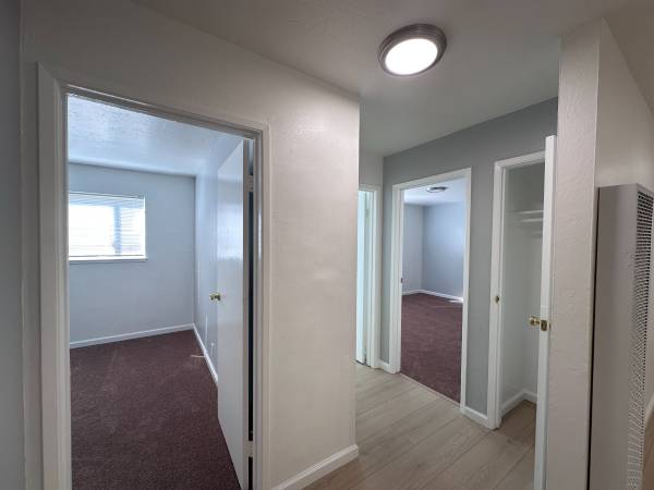 2BR/1BA Apartment on 39th Ave · Oakland photo 5