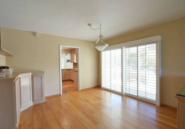 3BR/2BA Single Family House on Buckhaven Ln · Saratoga photo 4