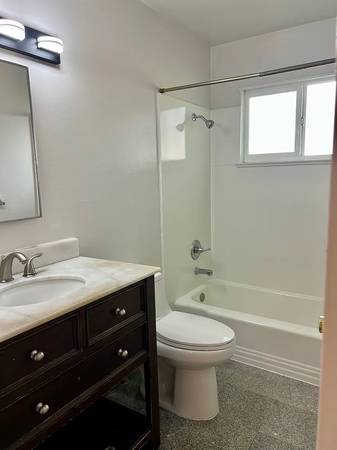 1BR/1BA Single Family House on 5th Ave · Kentfield photo 5