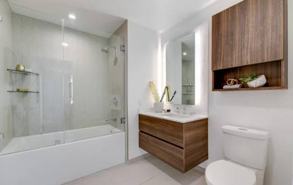2BR/1BA Apartment on Spear St · San Francisco photo 5